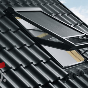 Velux Markise Elektro geöffnet