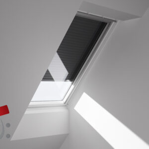 Heruntergelassener Rollladen Innenansicht SML